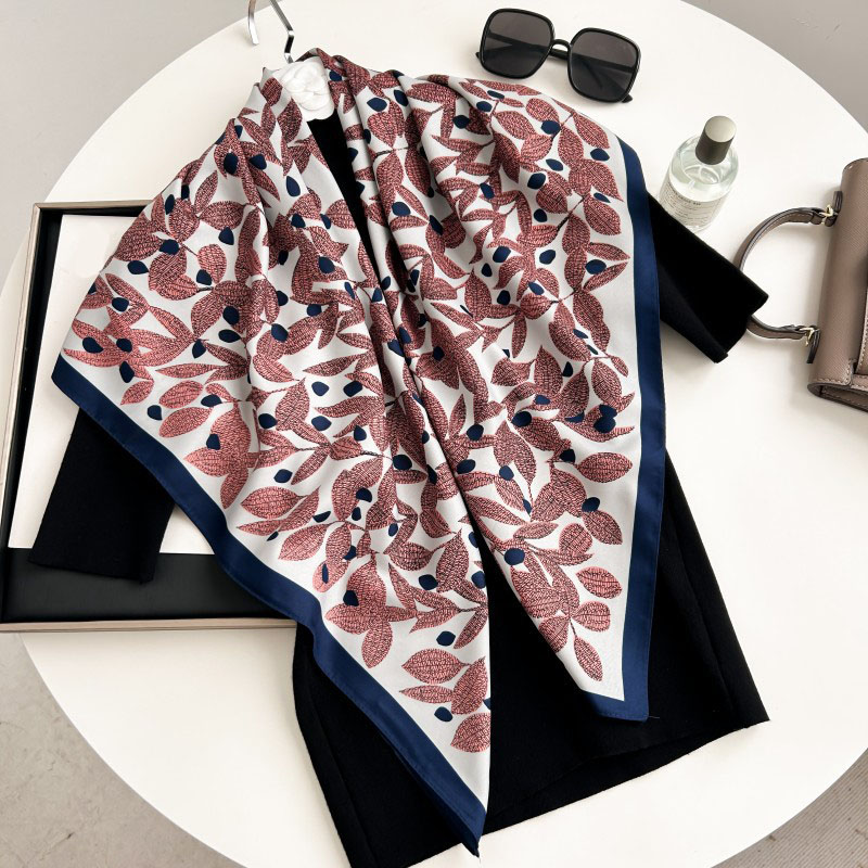 90cm Square Scarf High Quality - Ascot Neck Scarf recension och pris