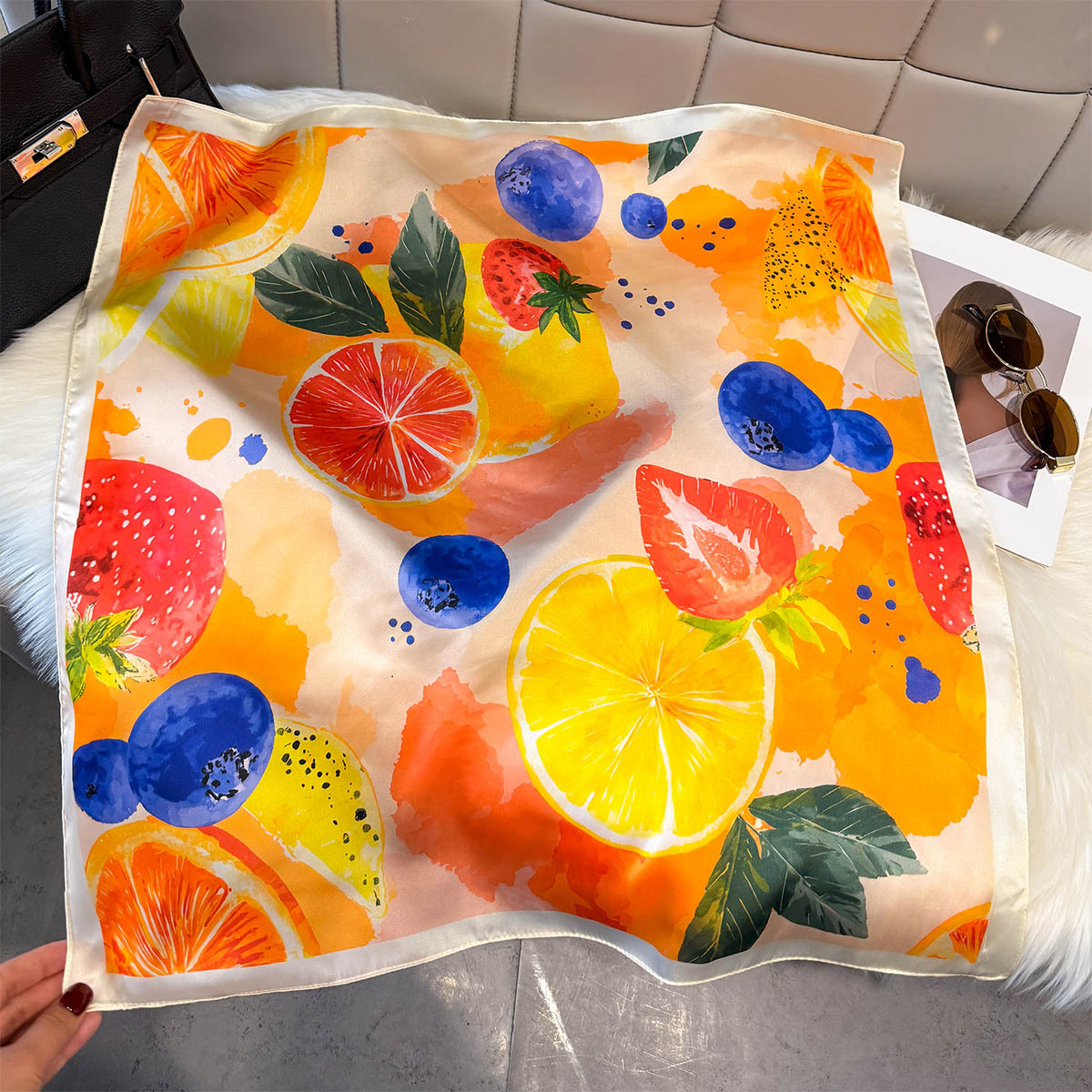 Fashion Lemon Fruit Pattern Sq - Ascot Neck Scarf recension och pris