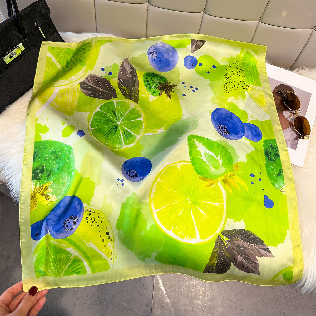 Fashion Lemon Fruit Pattern Sq - Ascot Neck Scarf recension och pris